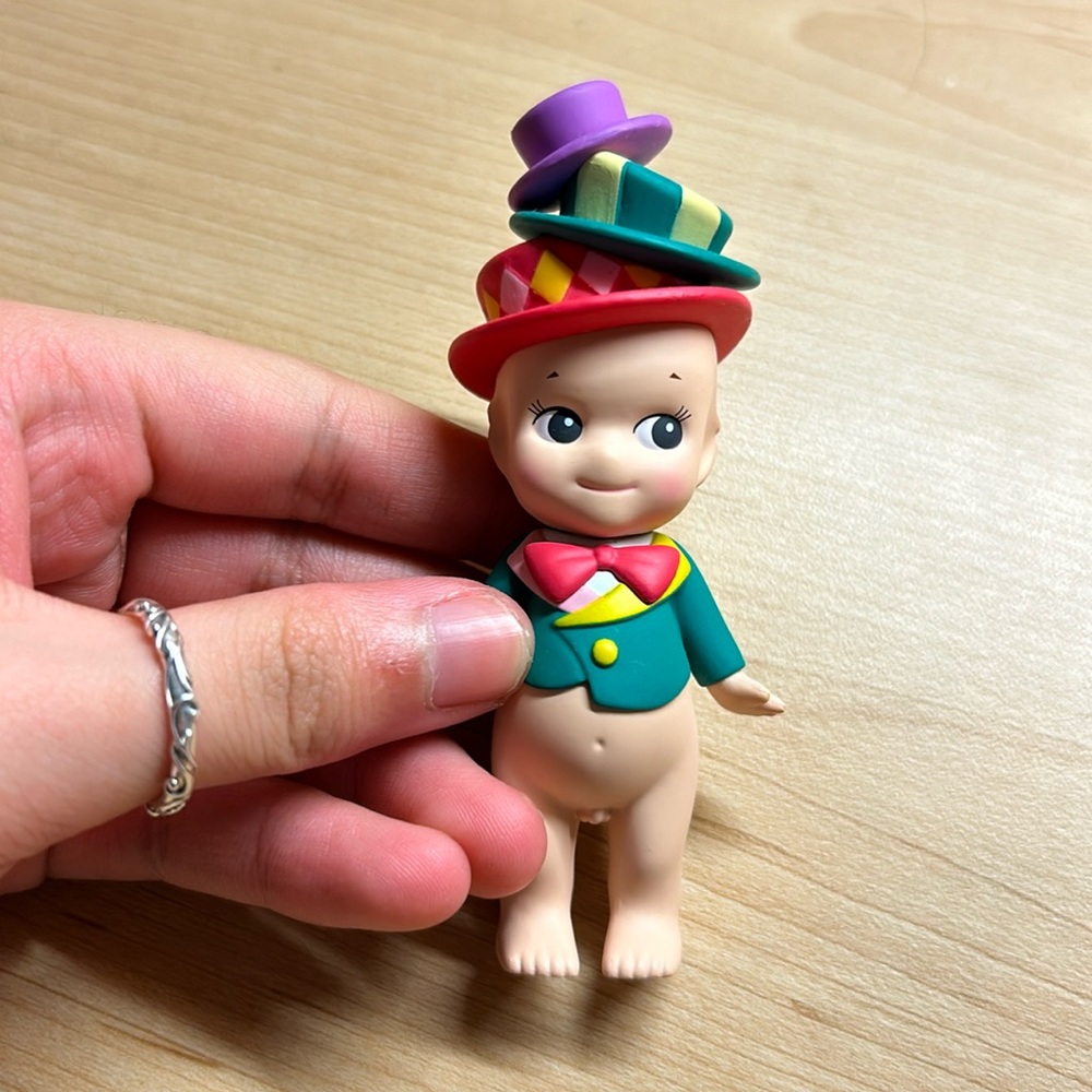 hatter sonny angel